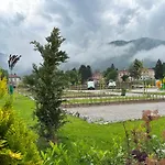 7 Lakes Kemping *