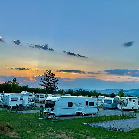 7 Lakes ساباريفا بانيا