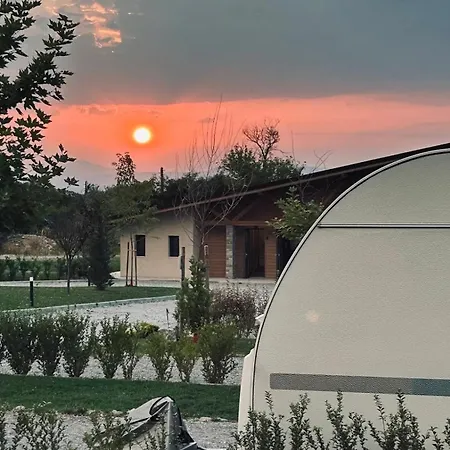 7 Lakes مكان تخييم